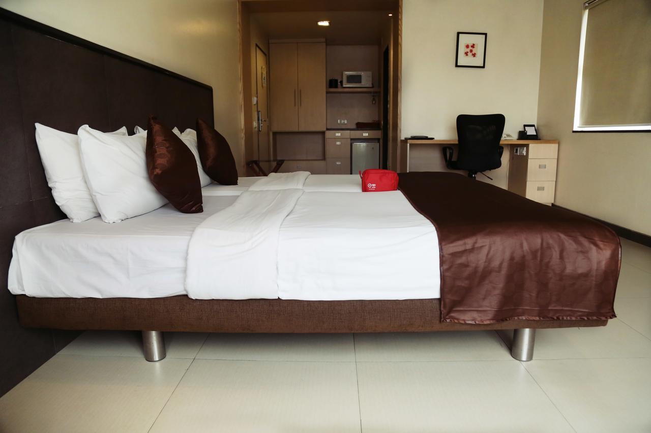 The Sirona Hotel Пуна Экстерьер фото