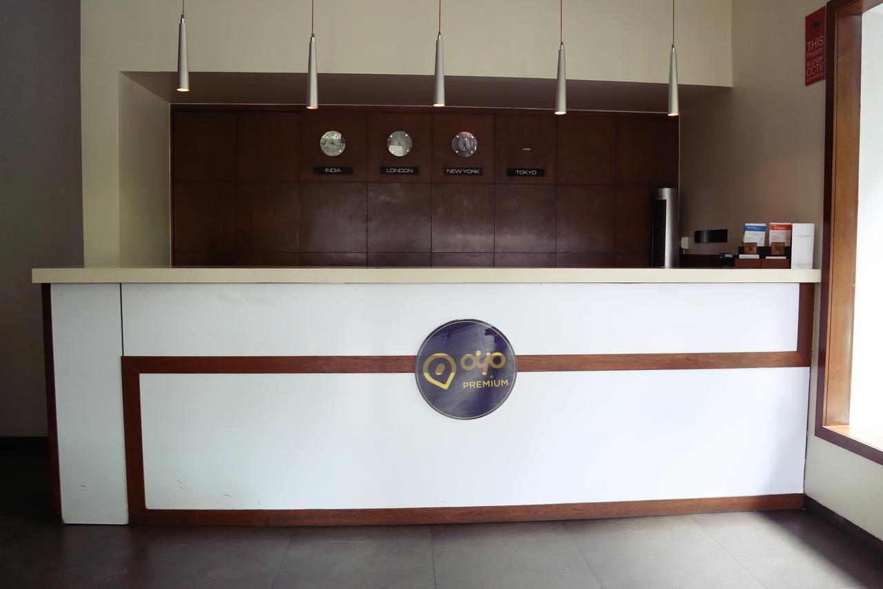 The Sirona Hotel Пуна Экстерьер фото
